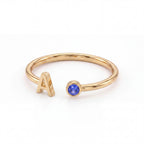 Verstellbarer Geburtsstein-Ring mit Initiale "Tove"